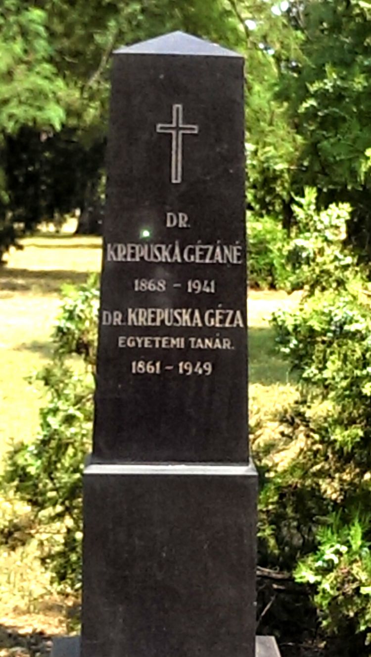 KrepuskaGézasírja2
