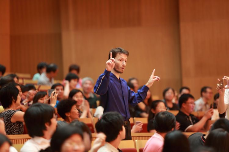 VMLK Kína Peking koncert 4 átméretezve