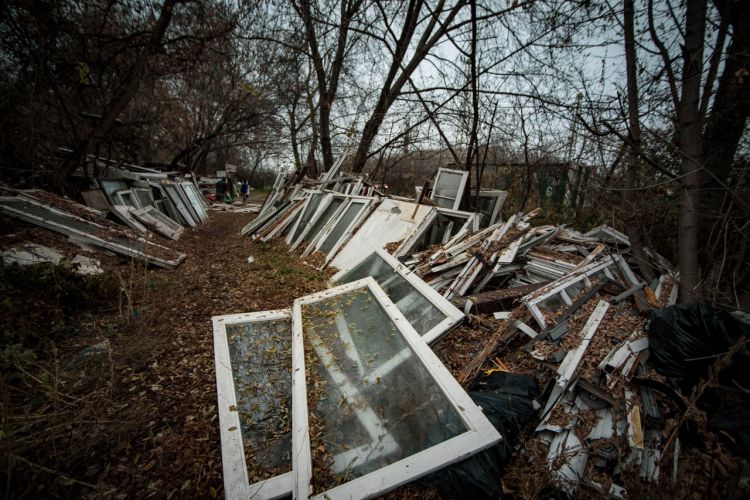 Több száz köbméter illegális hulladék tűnik el