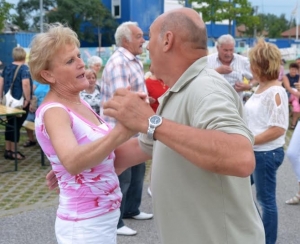 Esőben is klassz az utcabál