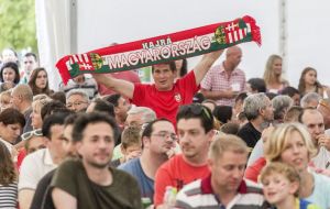 A portugálok ellen is együtt!
