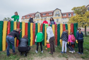 Önkéntesek festettek az Alacskán