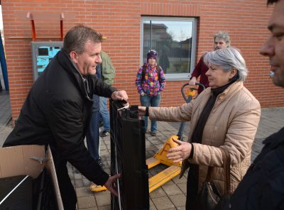 Kiosztották a komposztáló ládákat