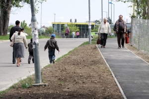 Új járda a biztonságos gyalogosforgalomért