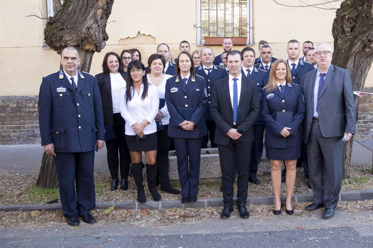 Kiemelkedően szolgáltak és védtek